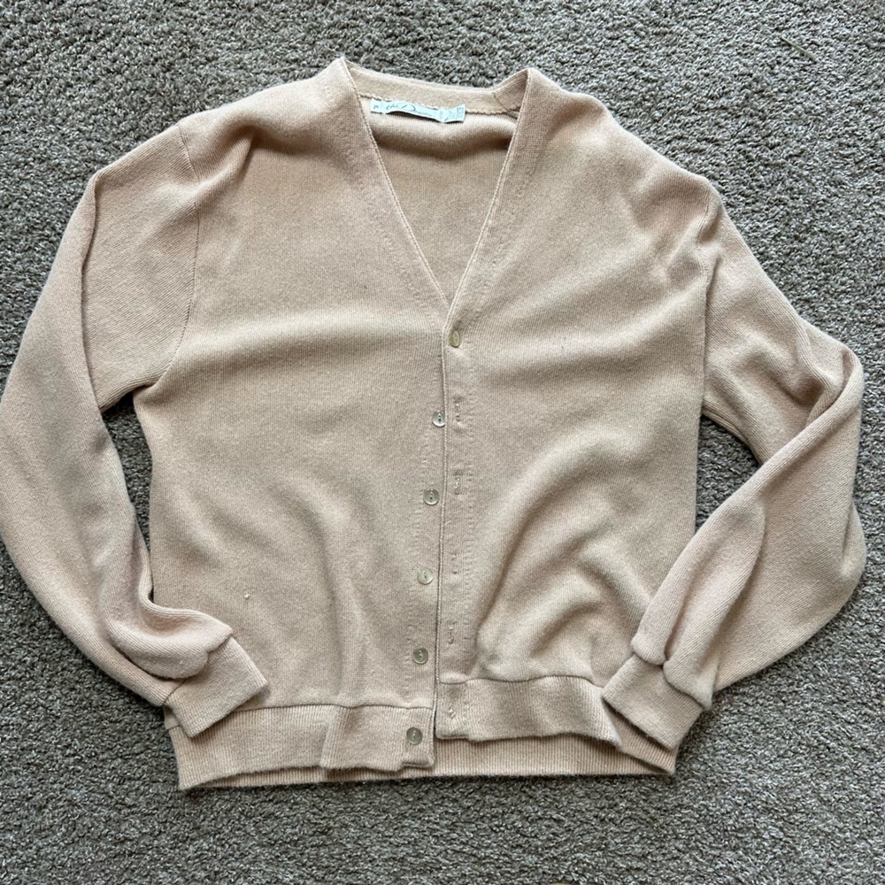 The Denver vintage Men’s Cream Cardigan Sweater 🦩